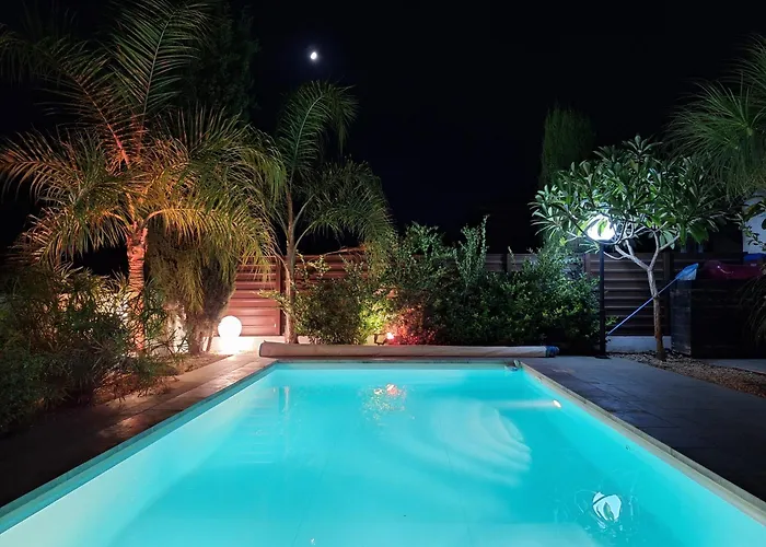 Holiday Villa Panthea 招待所 利马索尔